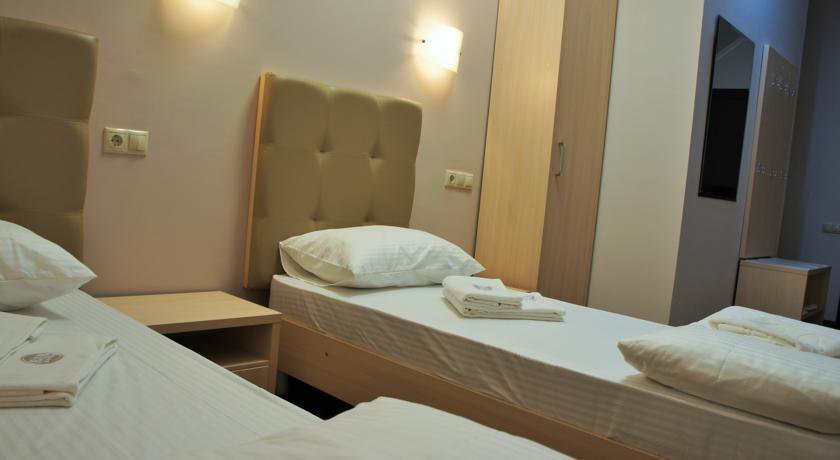 Гостиница B&B HOTEL Краснодар
