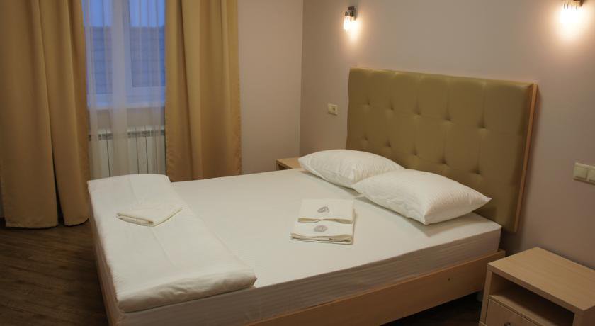 Гостиница B&B HOTEL Краснодар-25